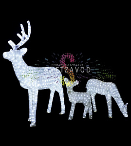 Узнайте выгодную цену и условия оптового заказа! Акриловые фигуры 3D Семья оленей, 3 фигуры, белые, 24В, с трансформатором